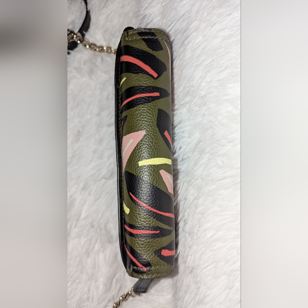 Kate Spade Eva Modern Feather Wallet On A Chain Green Multi EUC - Picture 8 of 12